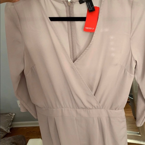 Romper - Picture 2 of 4